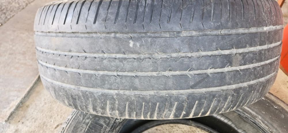 Шини пара  235 60 17 стан 50%