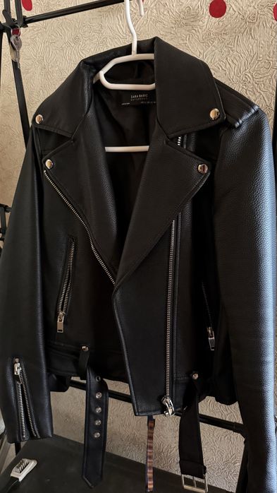 Куртка   zara екошкіра