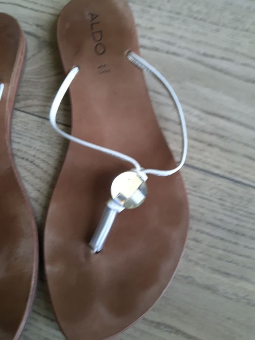 Aldo klapki 38. Lato