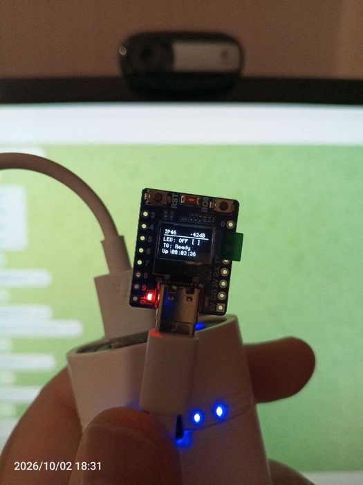 Плата розробки ESP32-C3 із 0,42-дюймовим модулем OLED