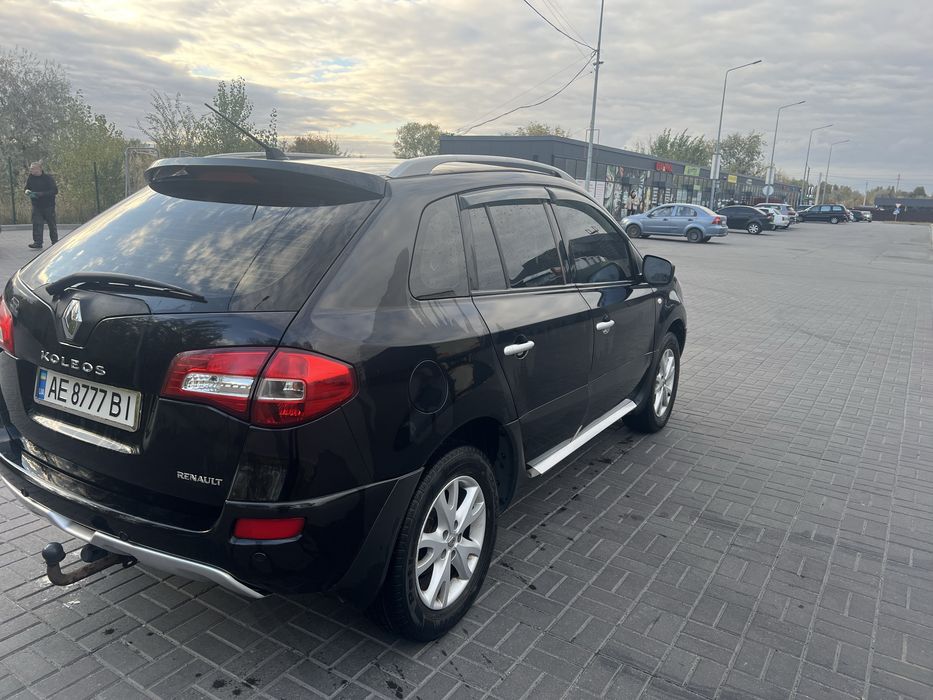 Продам  Renault Koleos 2008 2.5 газ/ бензин