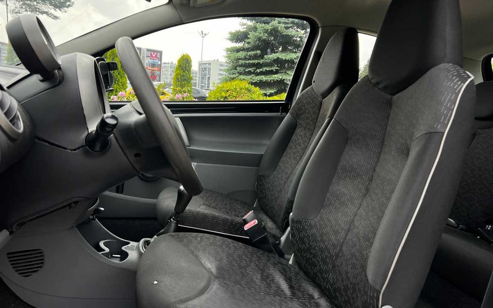 Peugeot 107 2011