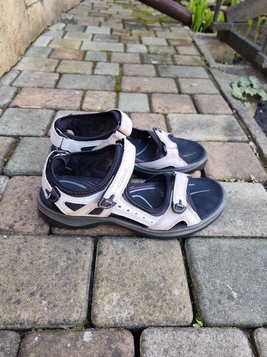 Сандалии босоножки Ecco 42