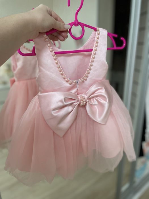Дитяча святкова сукня