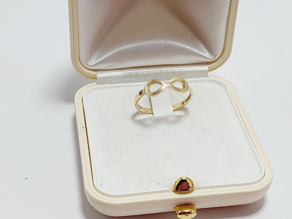 Pierścionek złoty 585 roz 9