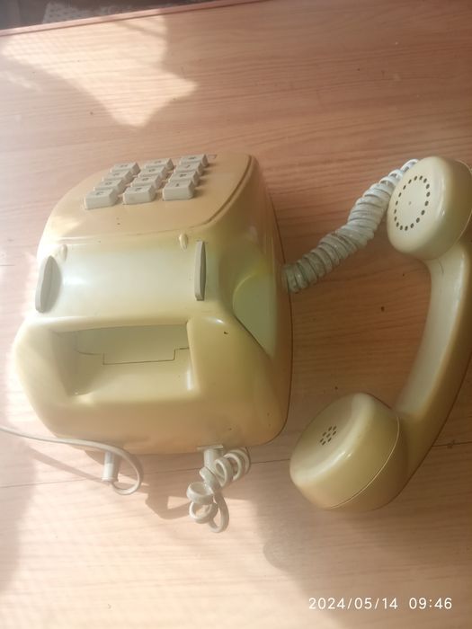 телефон стаціонарний