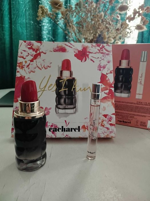 Cacharel Yes I Am
Набір (edp/50ml + edp/10ml)