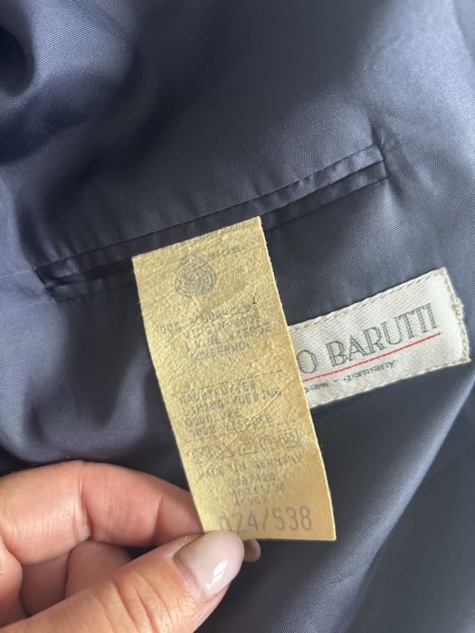 Czarna marynarka dwurzedowa w stylu vintage w bardzo dobrym stanie