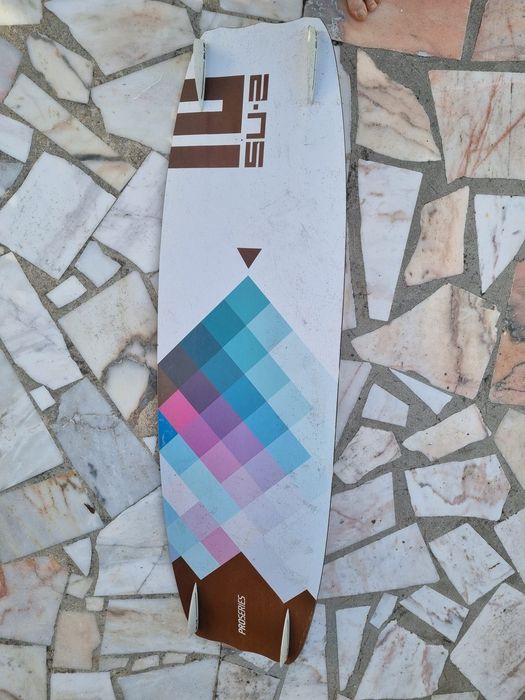 Prancha de Kitesurf SU-2 Pro Series 138x41