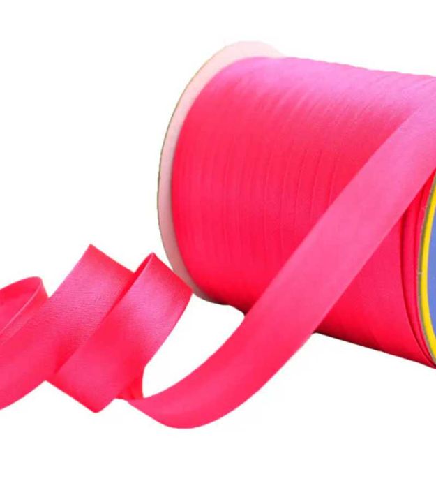 Lamówka atłasowa kolor ciemny róż 15mm szpulka 144mb