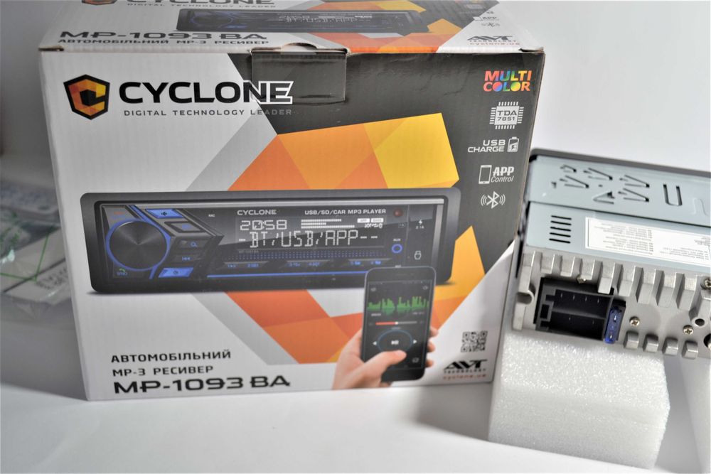 Автомагнитола CYCLONE MP-1093 BA магнітола магнітофон 1 din однодінова