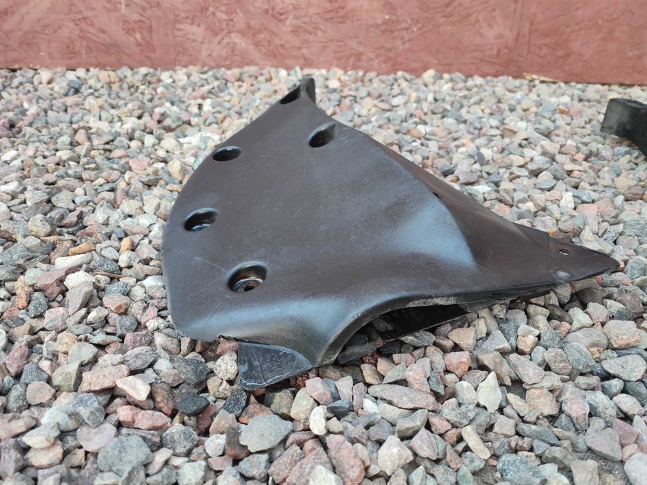 BMW E36 / M3 ORYGINALNE Dolne trójkąty zderzaka M-pakiet M TECHNIC OEM