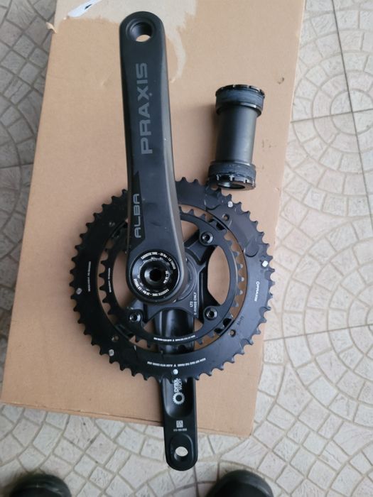 Selins selle Itália ,bontrager, pedaleira praxis alba,roda frente 29 alexrims  24