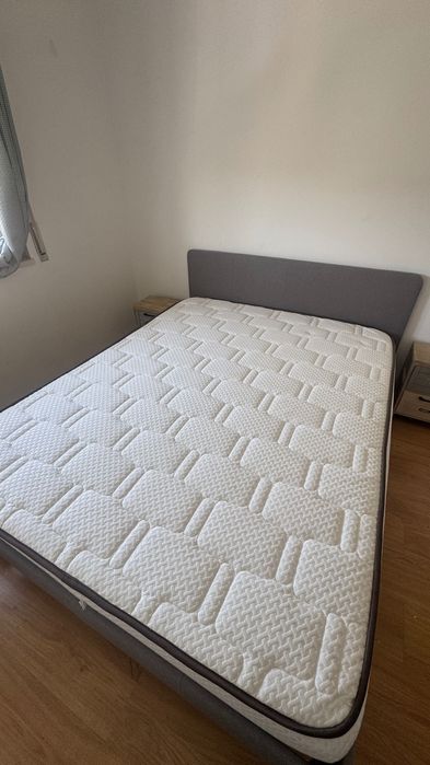 Cama e Colchão Casal 150x195