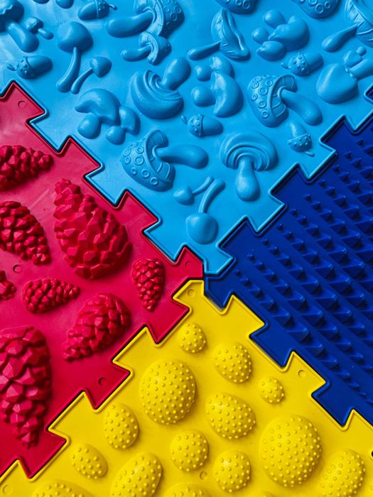 Mata puzzle sensroryczne 6szt WYPRZEDAŻ edukacyjne klocki masaż