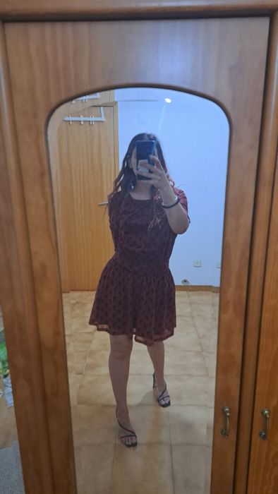 Vestido Curto • Padrão Bordeaux • Mango | M