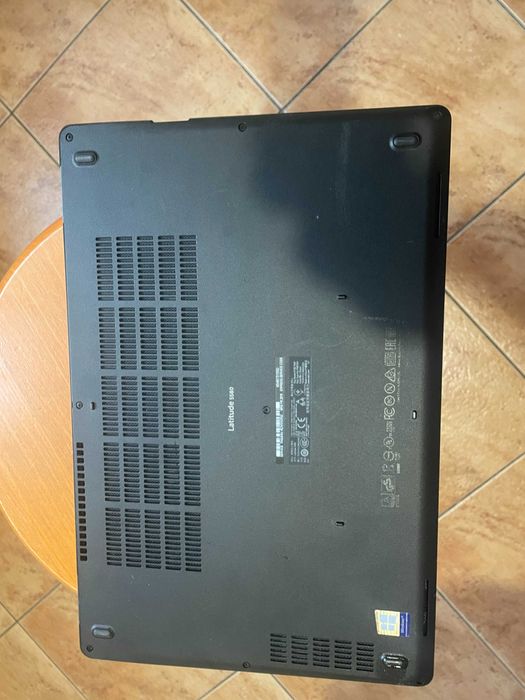 Dell E5580, i5-7200U, 8gb, 240ssd