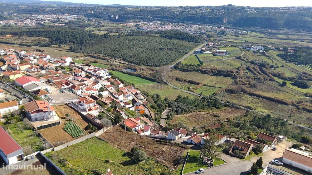 Land Plot for Construction with Panoramic View – Sobral da Lagoa