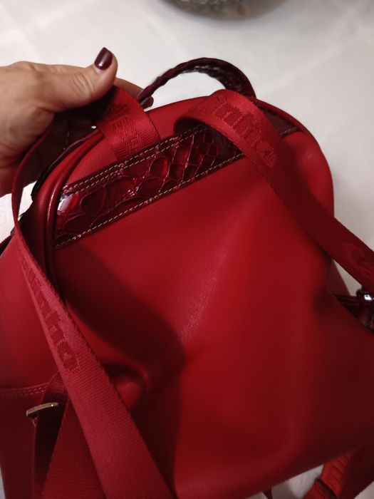 Vendo mochila da marca Cavalinho.
