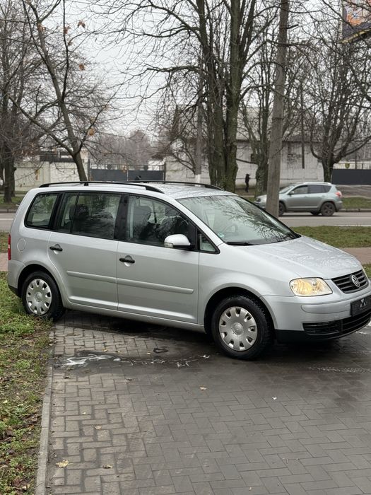 Volkswagen TOURAN дизель С германии Идеал