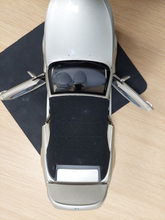 Miniatura BMW 6 Cabrio