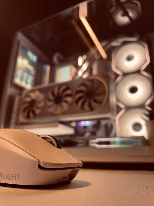 PC Gaming All-White Premium (Torre)
