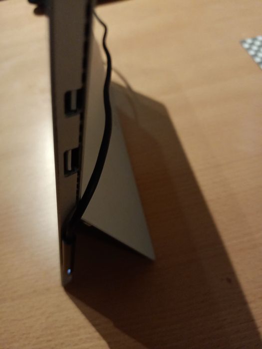 Surface com ecrã danificado