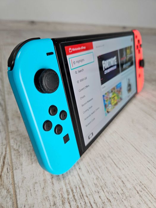 Nintendo Switch OLED Neon – idealny ekran, pudełko + gra TMNT – pełny zestaw