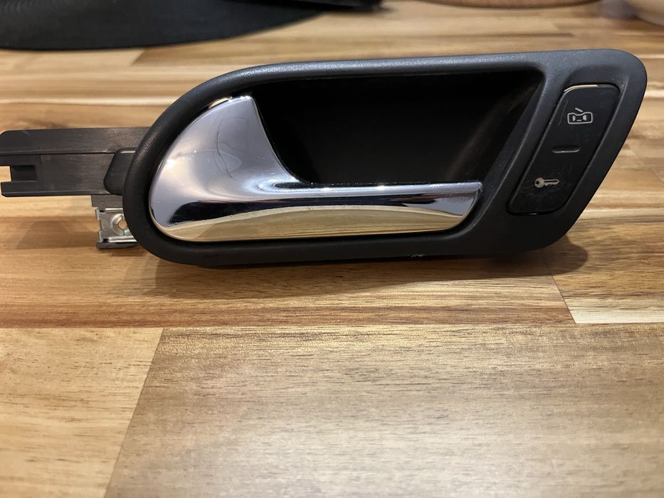 Klamka Golf 5 nr. 1K1 837 113