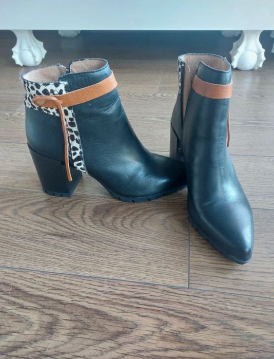 Botas MLV praticamente novas