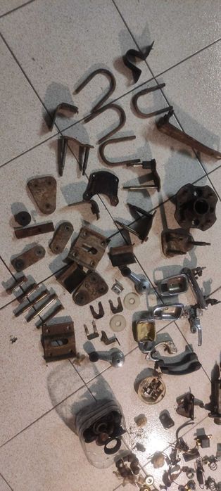 Peças  Material Datsun 1200