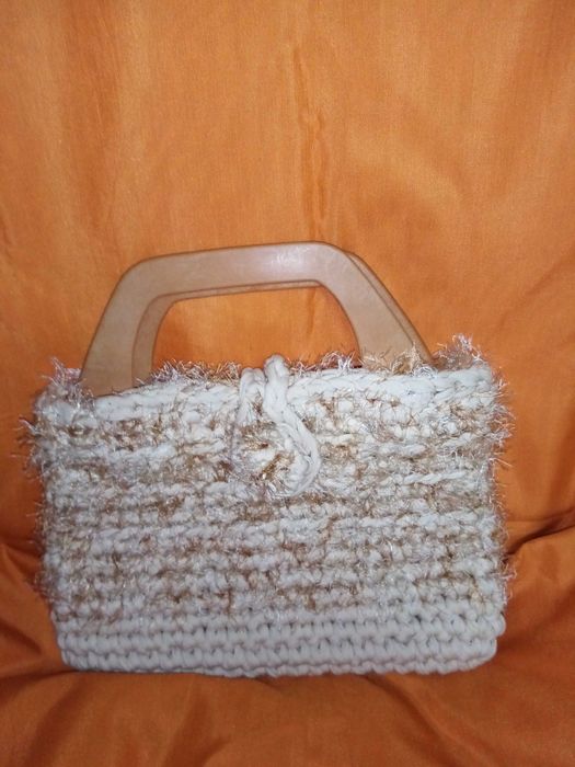 Malas de mão artesanais