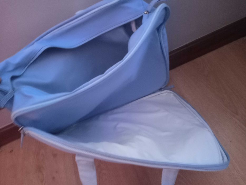 Bolsas/nécessaires de bebê.