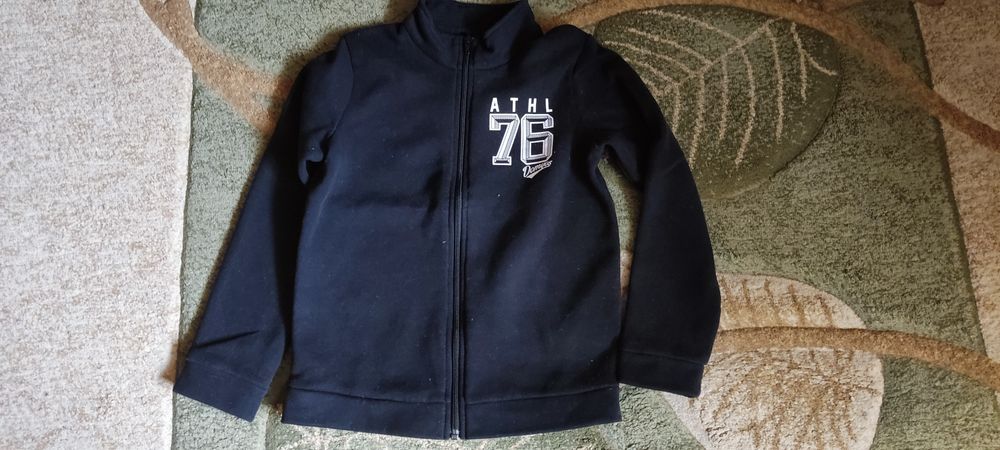 Nowa bluza dresowa dla chłopca rozm.122/128