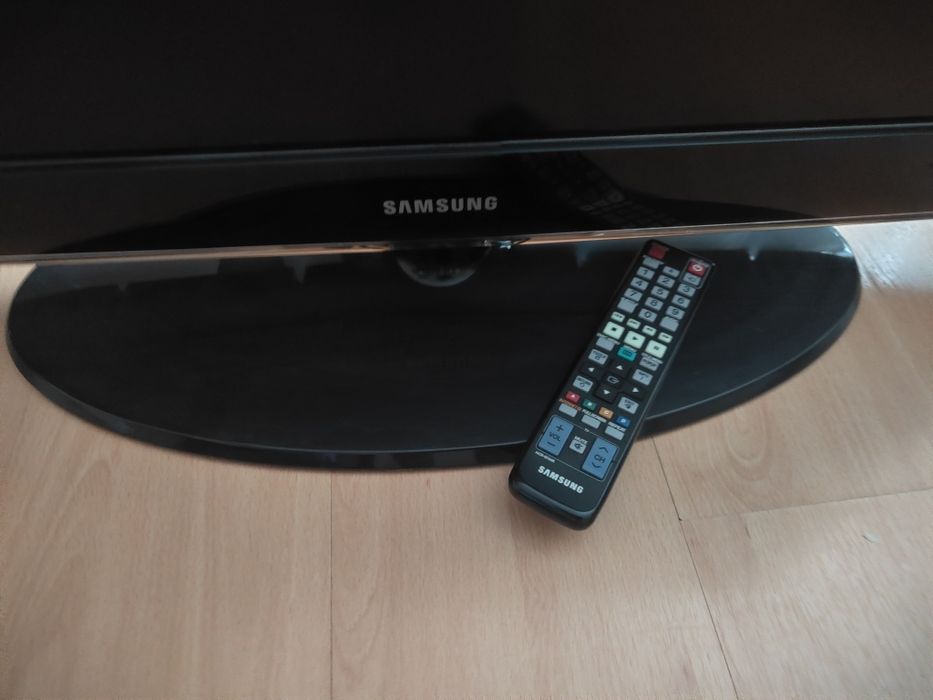 Telewizor Samsung 37 cali