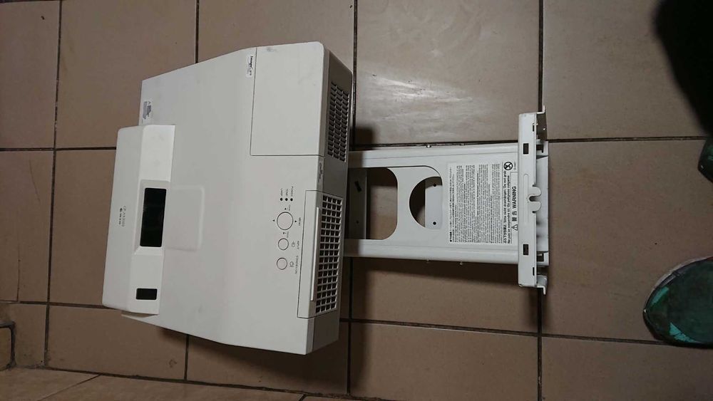 Projektor Hitachi -CP-TW2503