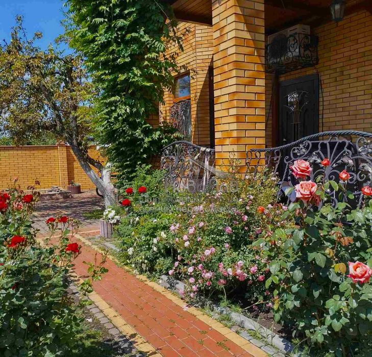 Будинок добротний просторий   Петропавлівське 15 хвилин  Київ 407м2 DI