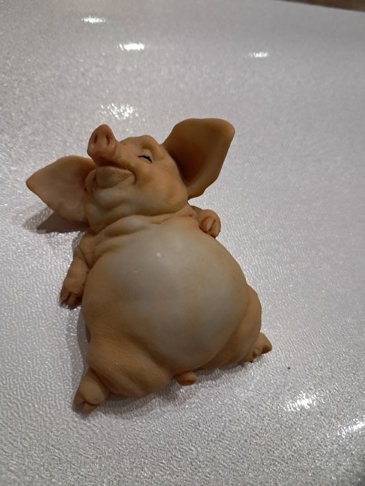Статуэтки поросят