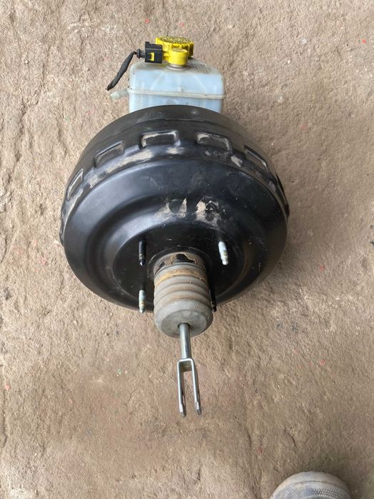 servo z pompa hamulcowa do VW Amarok