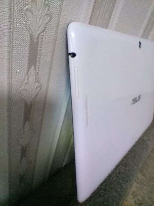 Продам планшет Asus