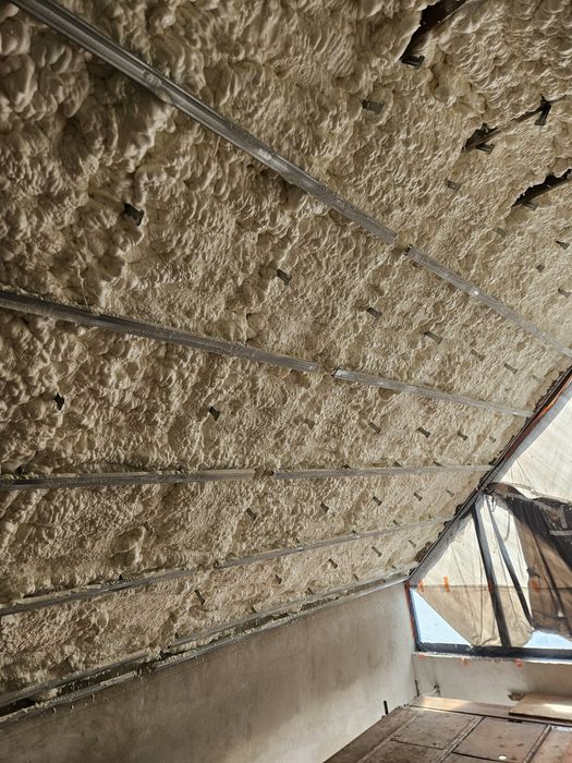 Ocieplenie poddaszy wełna celulozowa/ PIANA PUR