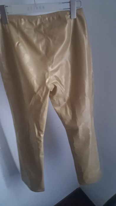 Złote spodnie 36