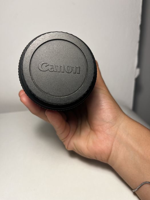 Canon EF 75-300mm f/4-5.6 III