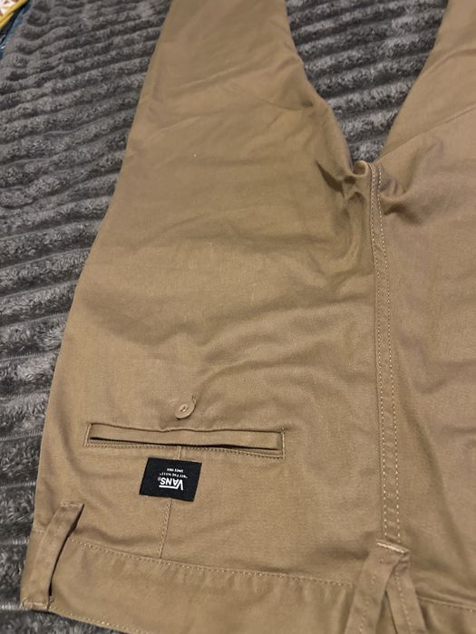 Calça VANS Authentic Chino - Slim Fit 38
