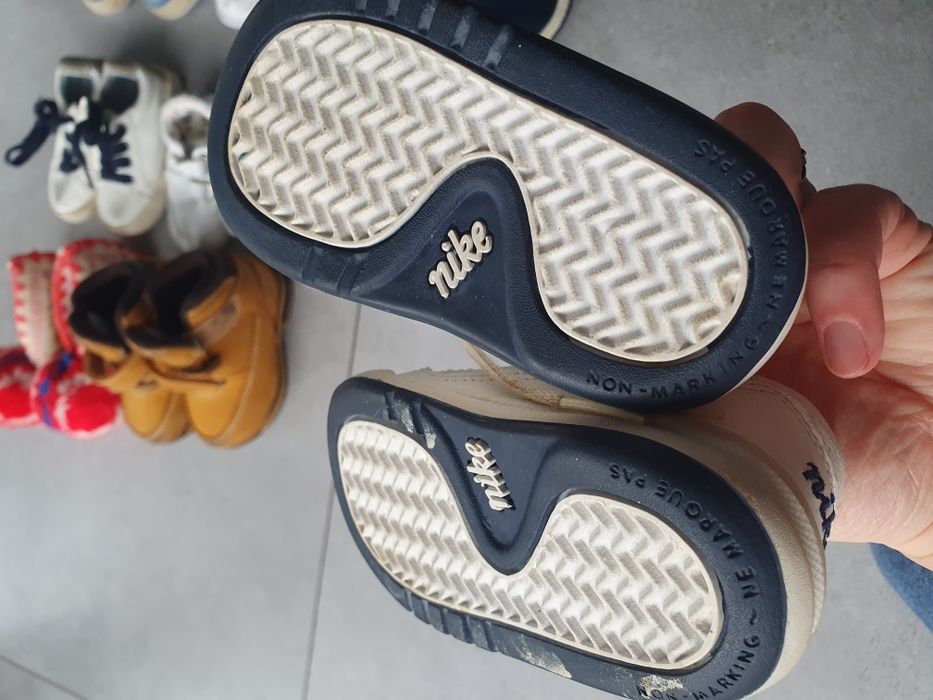 Komplet bucików chłopięcych 18 i wiecej