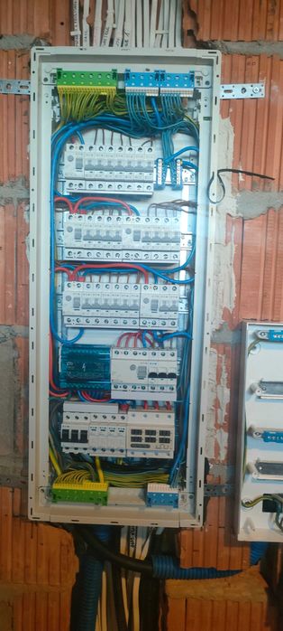 Usługi Elektryczne Tychy | Elektryk | Instalacje Elektryczne | Pomiary