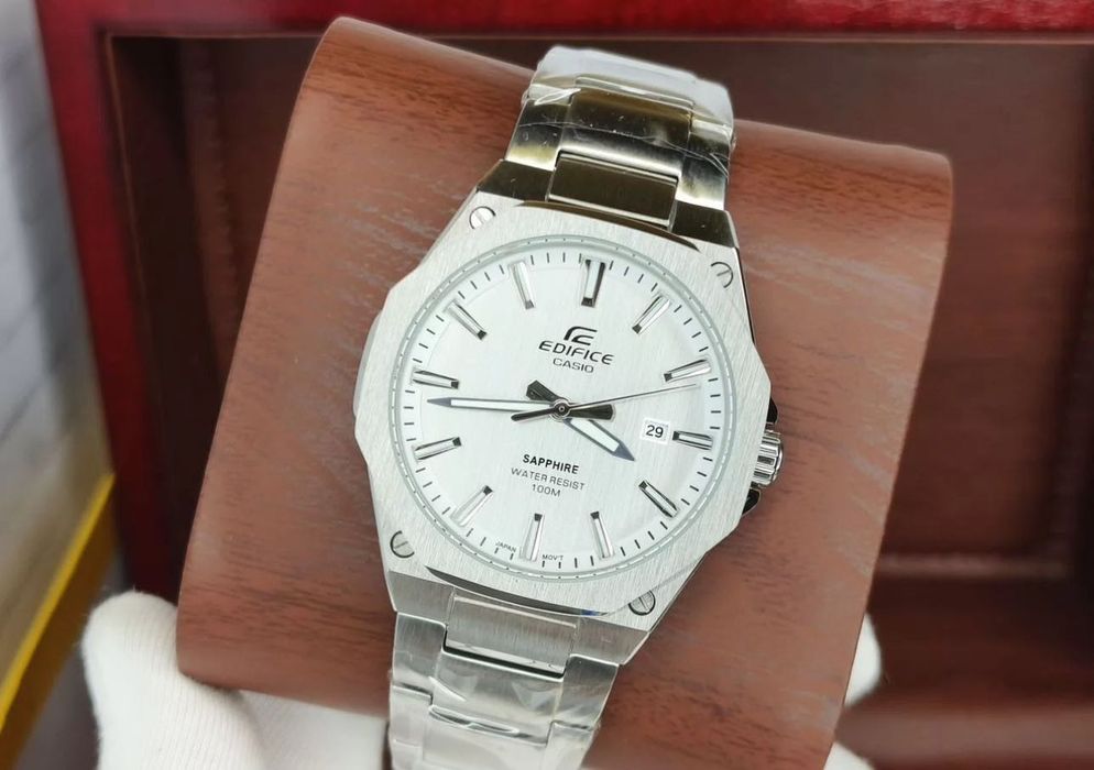 Мужские наручные часы Casio Edifice EFR-S108D
