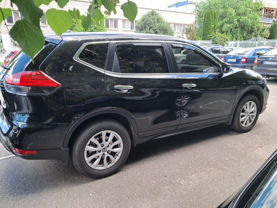 NISSAN X- TRAIL 2.0 6мкпп  ПРОБІГ 22 т.км. !!!
