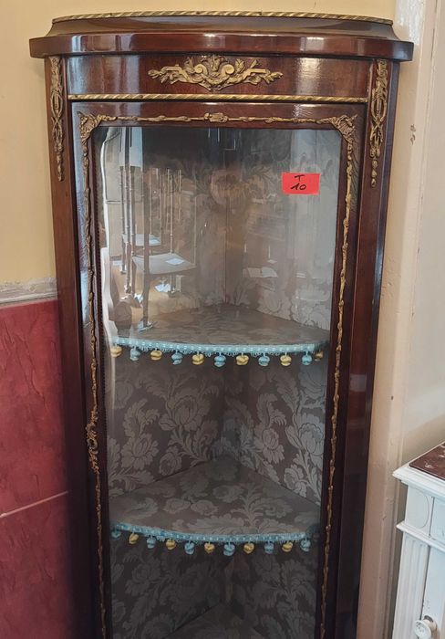 Witryna barokowa, efektowna intarsja, marmur i złocenia