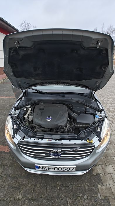 Volvo XC 60 bezwypadkowy  możliwa zamiana